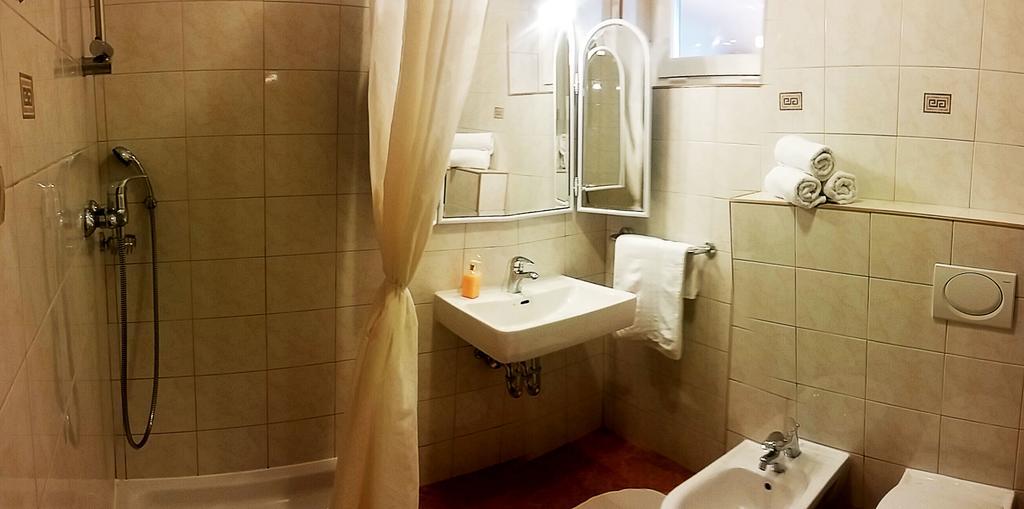 Apartmani Totić Crikvenica Bagian luar foto