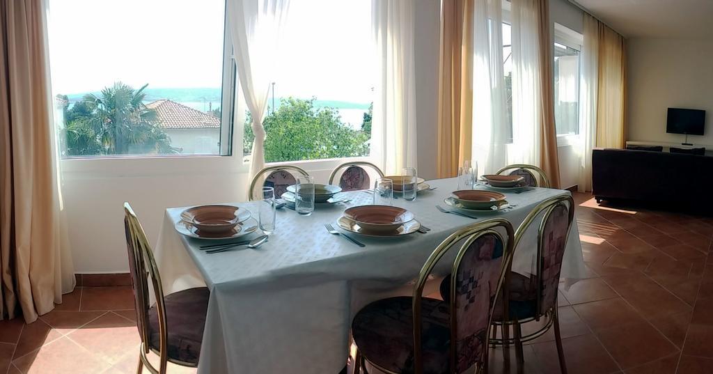 Apartmani Totić Crikvenica Bagian luar foto