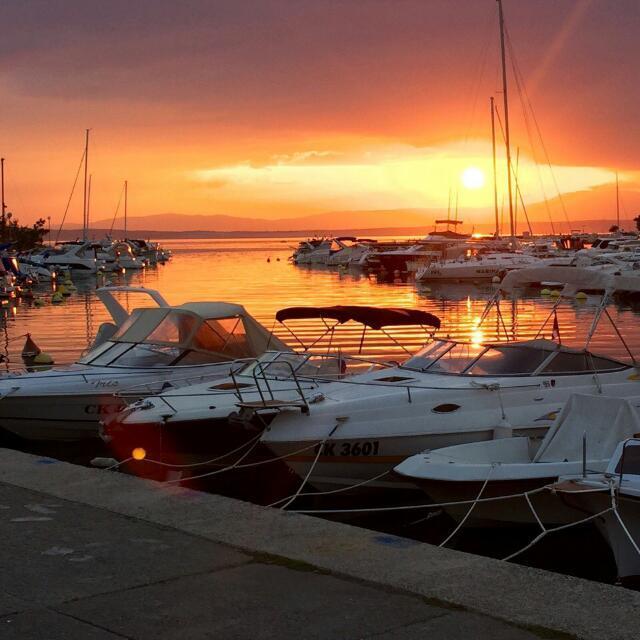 Apartmani Totić Crikvenica Bagian luar foto