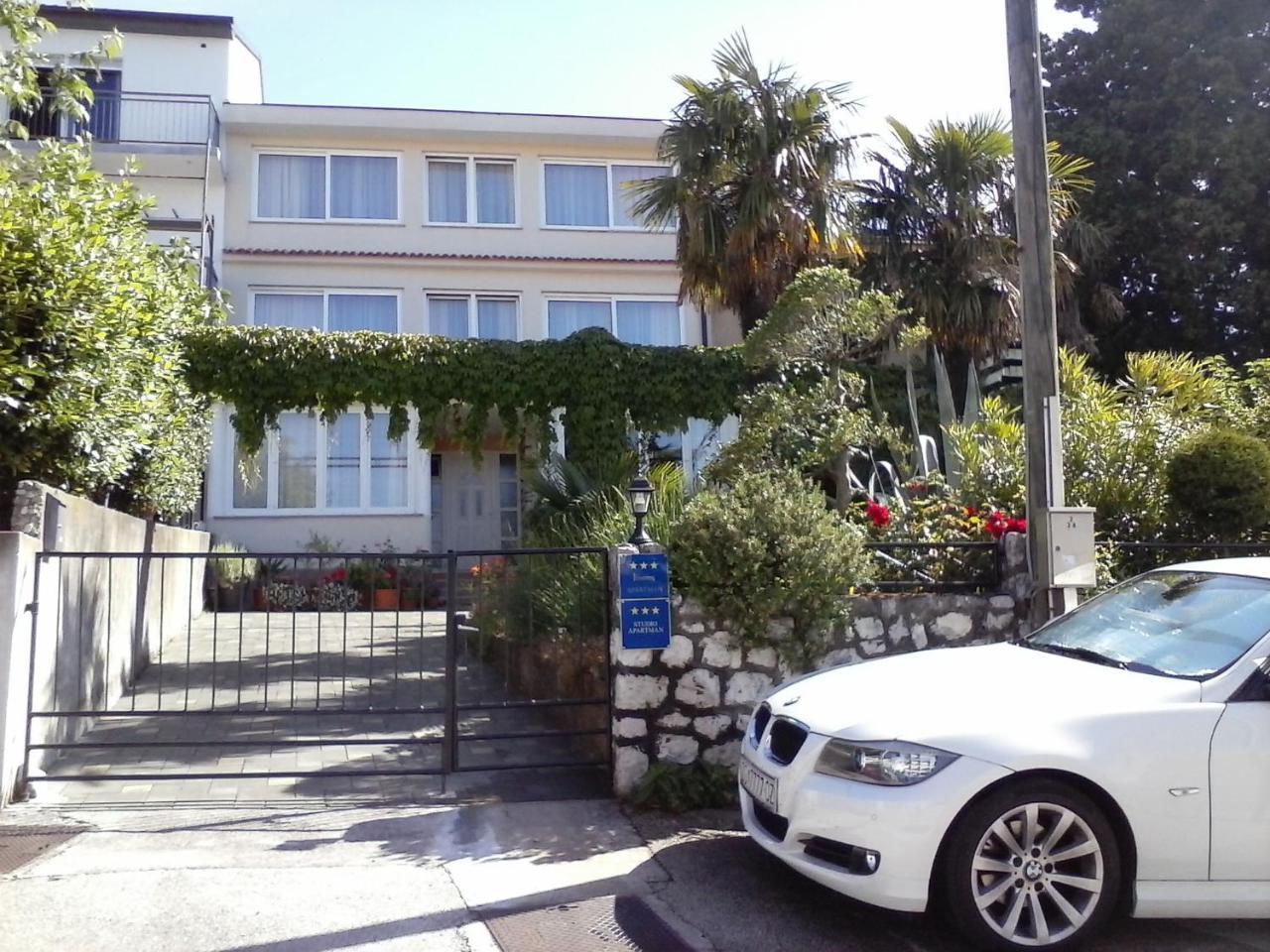 Apartmani Totić Crikvenica Bagian luar foto